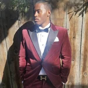 Meet your Posher, Kenyon